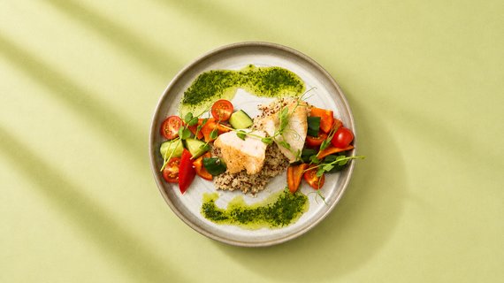 Медальоны из индейки с киноа и овощами